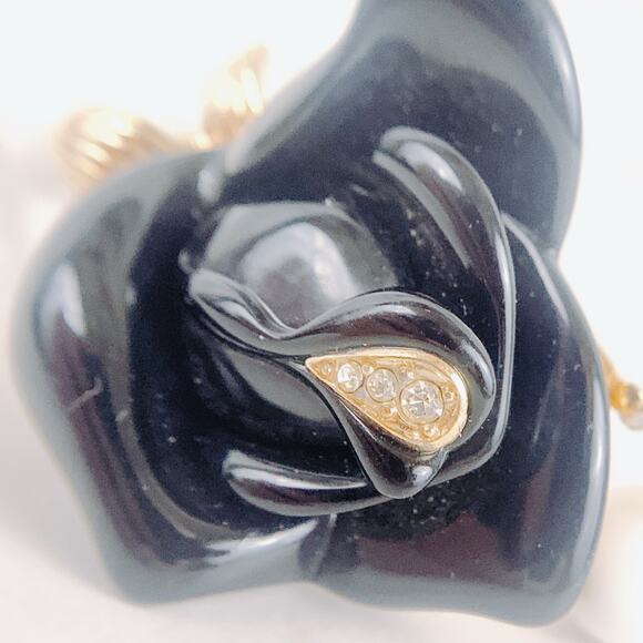 Vintage Signed K.J.L. for Avon Black Rose White Bead Necklace Gold Tone 1980s - Picture 4 of 16